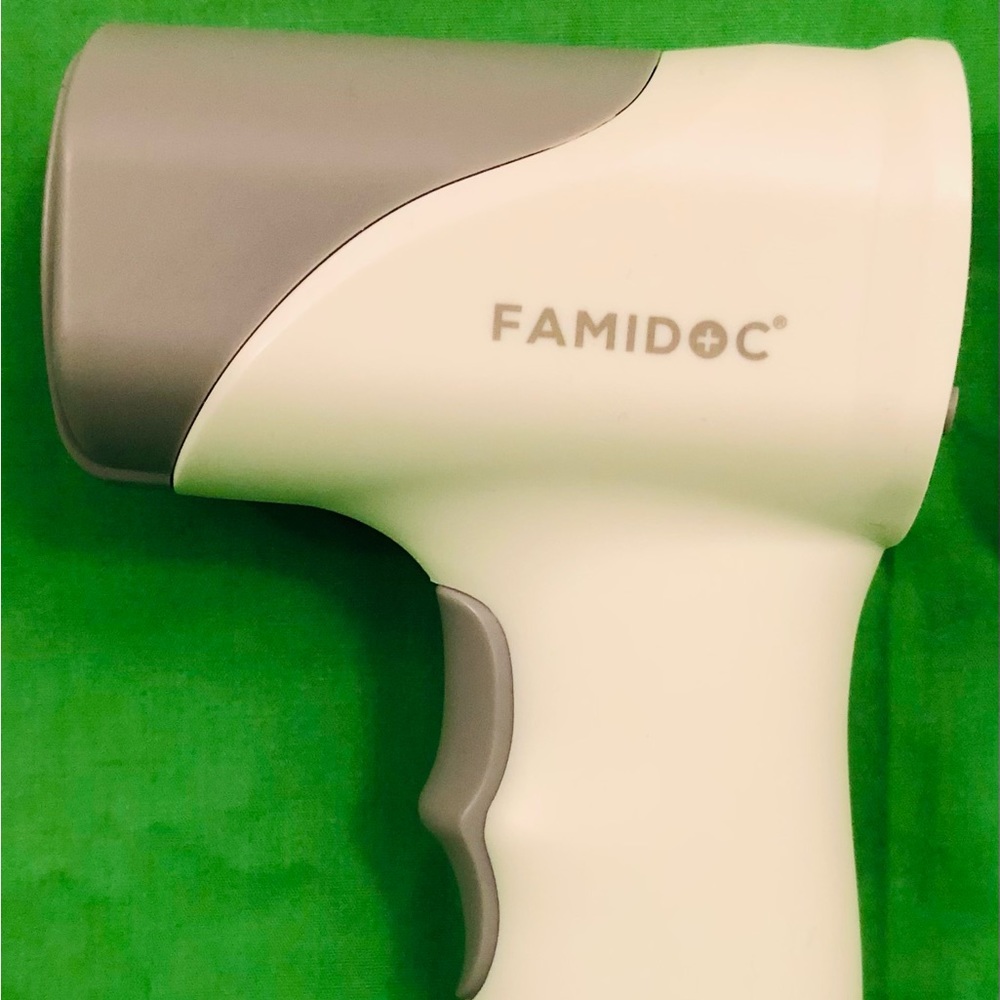 Infrared digital thermometer - Picture 2 of 5